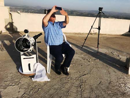 التلسكوب الذي سيتم تحرّي هلال رمضان بمساعدته من ام الفحم بعد قليل 5