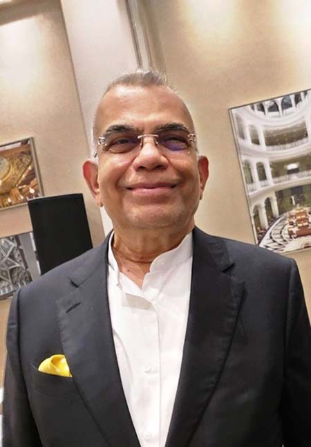 Panet بي ان سي مينون من الصفر الى أحد اغنياء الهند تعرفوا عليه
