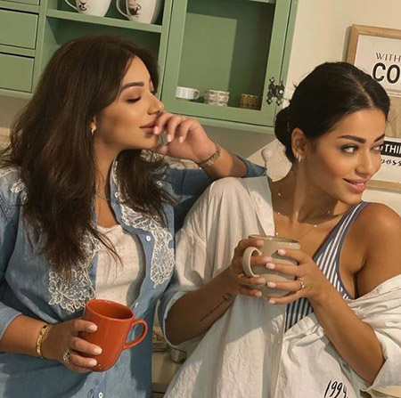 Panet Ø±Ø­Ù…Ø© Ø±ÙŠØ§Ø¶ ØªØ¸Ù‡Ø± Ø¨ØµÙˆØ±Ø© Ù„Ø§ÙØªØ© Ù…Ø¹ Ø´Ù‚ÙŠÙ‚ØªÙ‡Ø§