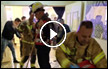  بعد حريق شب بداخلها: رجال الإطفاء ينظفون صالة افراح في القدس من اجل اكمال العرس