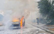 النيران تشب في سيارة اسعاف في حيفا