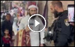 فيديو :‘ ضبط مستوطن متنكر بـزي اسلامي للدخول الى الأقصى ‘
