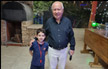  الطفل الطيباوي عمري محمود ناشف الذي يتابع بسام جابر يحاور واخبار السياسيين في الناصرة وهو ابن 5 سنوات