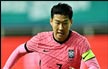 الكوري سون يشيد بزملائه بعد وصوله إلى 100 مباراة دولية